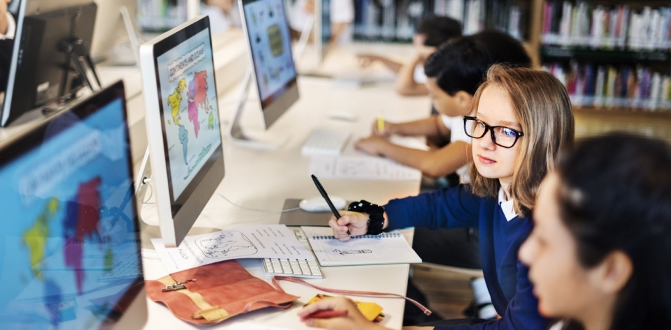 &Delta;&Omega;&Rho;&Epsilon;&Alpha;&Nu; &Mu;&Alpha;&Theta;&Eta;&Mu;&Alpha;&Tau;&Alpha;